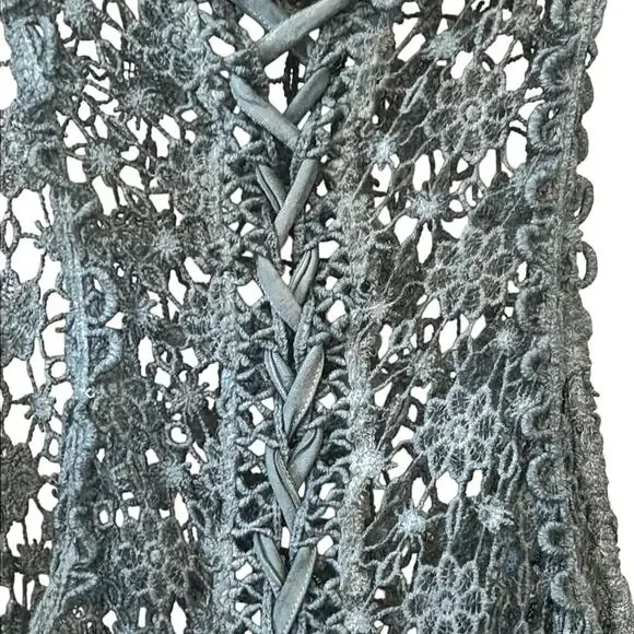 POL Blue Crochet Sleeveless Top-NWOT - Picture 4 of 7